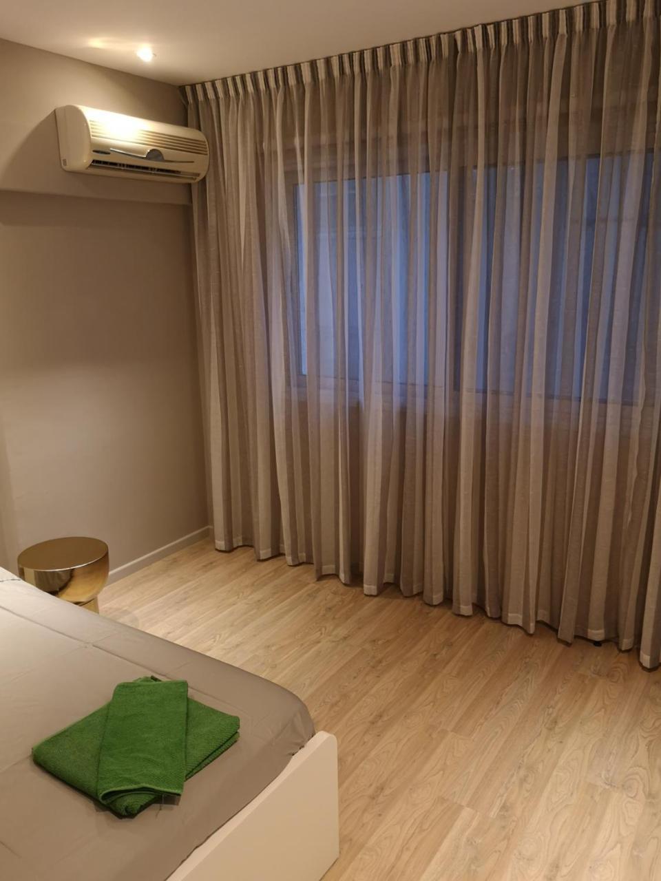 Beachfront Amazing New Apartment Limassol Extérieur photo