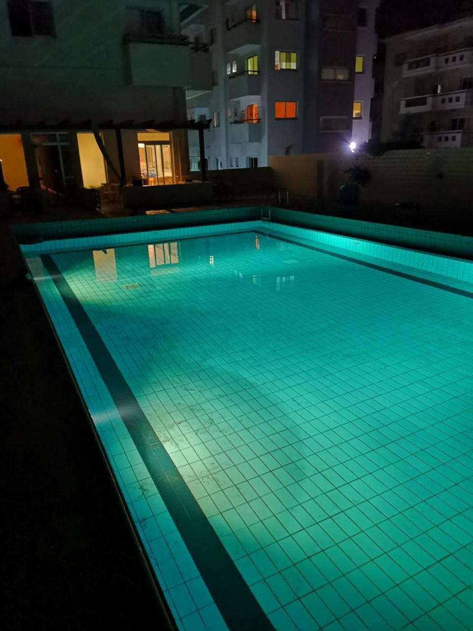 Beachfront Amazing New Apartment Limassol Extérieur photo